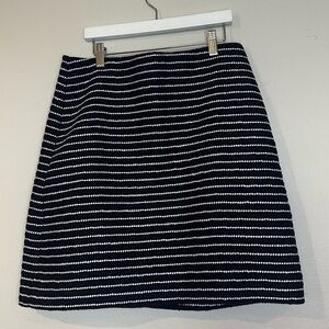 Navy and white stripe tweed‎ J.Crew size 6 women’s pencil skirt.